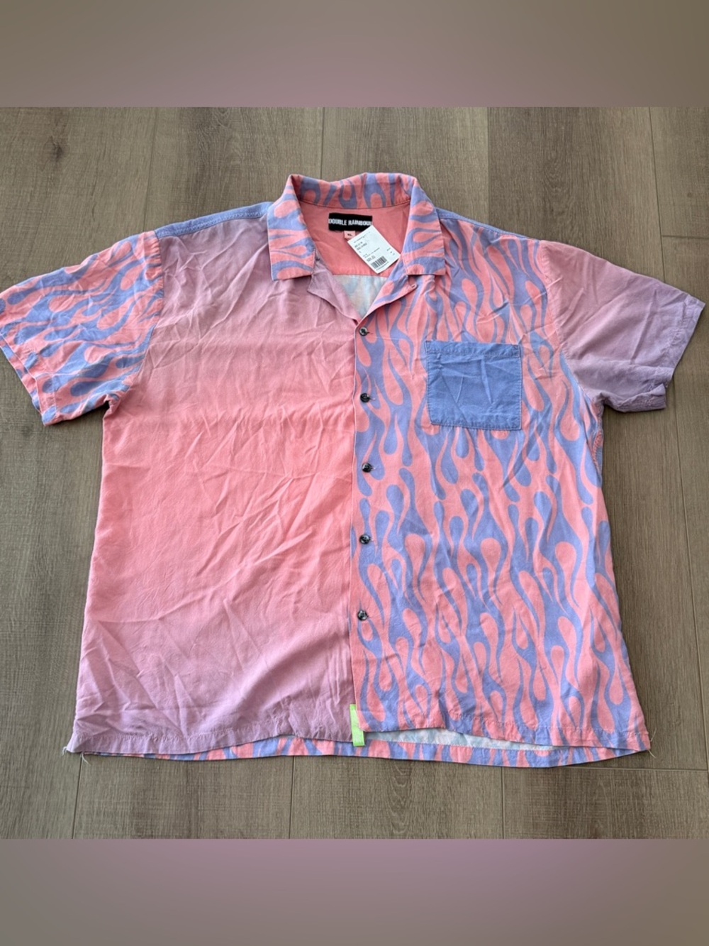 Double Rainbouu Shirt Men’s SZ XL Button Up Short Sleeves Rayon Summer Pink/Blue
